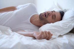 man mouth breathing while sleeping 